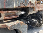Hydraulics with Steering Cylinder