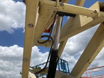 Hydraulics with Lift Cylinders