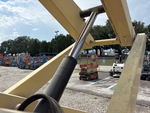 Hydraulics with Lift Cylinders
