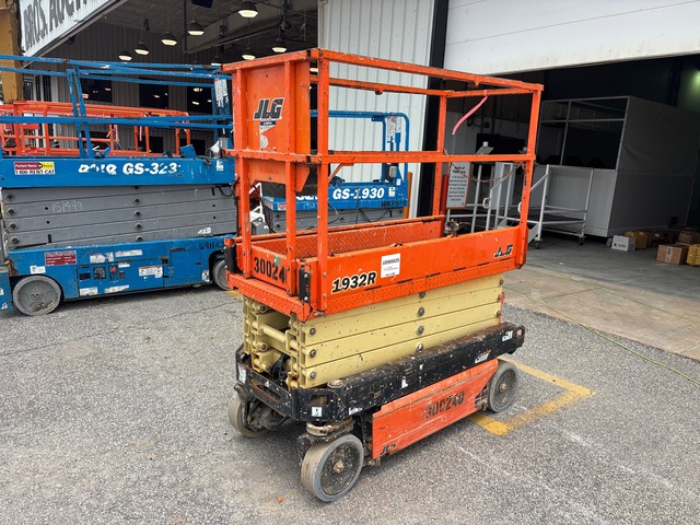 2017 JLG 1932R Electric Scissor Lift