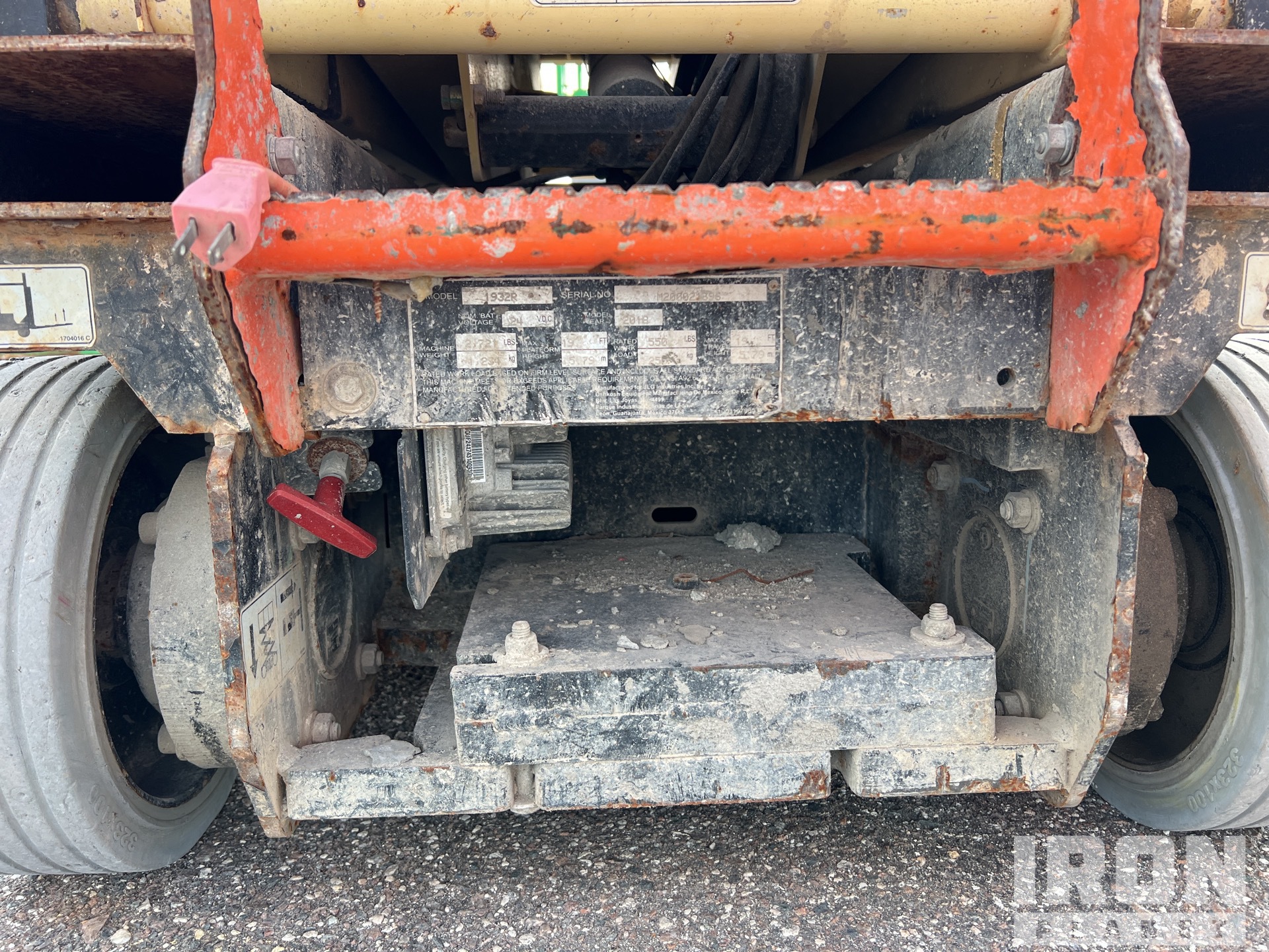 2018 JLG 1932R