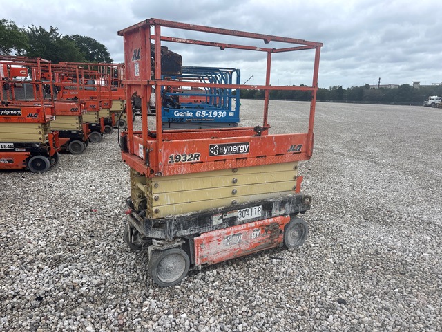 2018 JLG 1932R Electric Scissor Lift