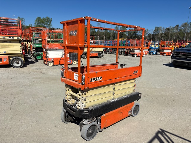2017 JLG 1932R Electric Scissor Lift