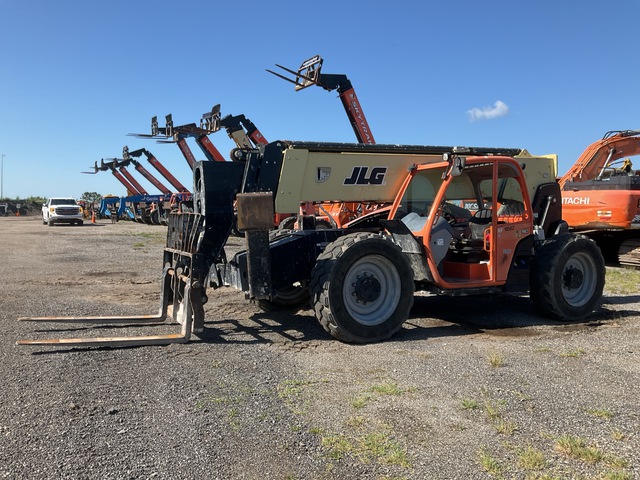 2017 JLG 1055 Telehandler