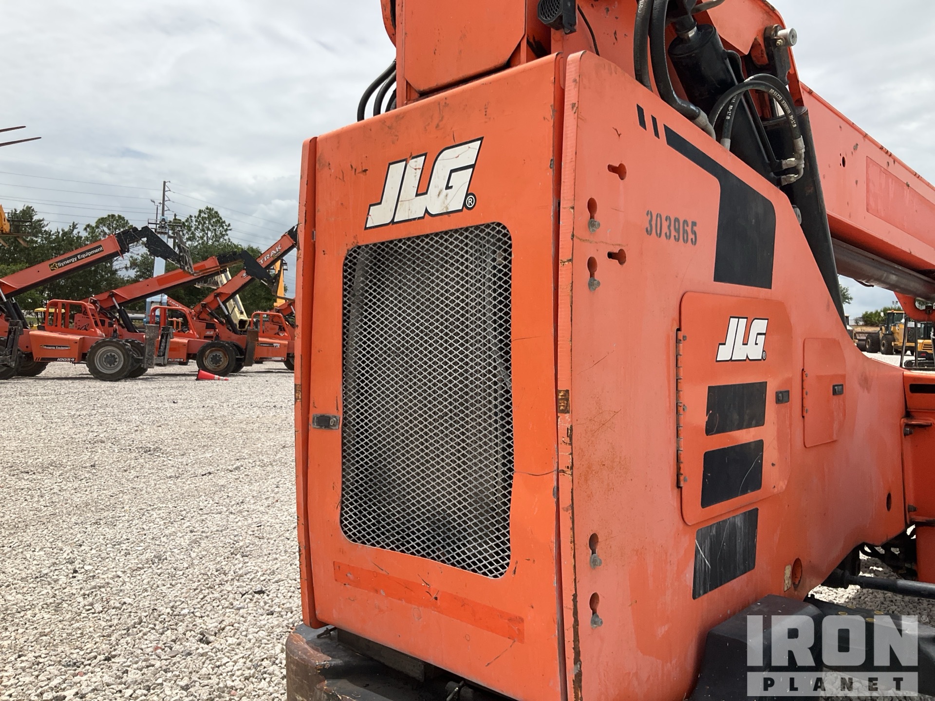 2018 JLG 10054