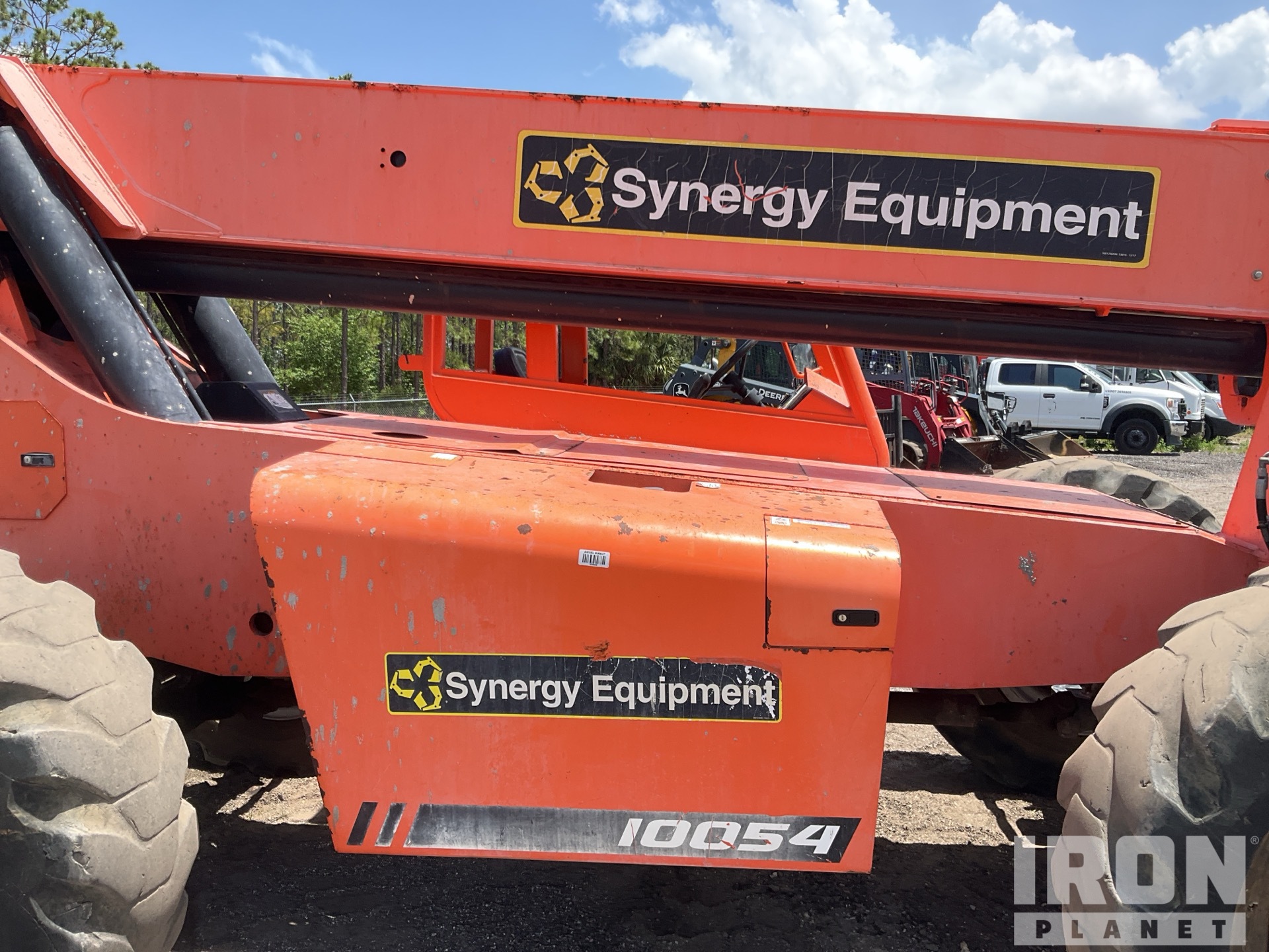 2018 JLG 10054