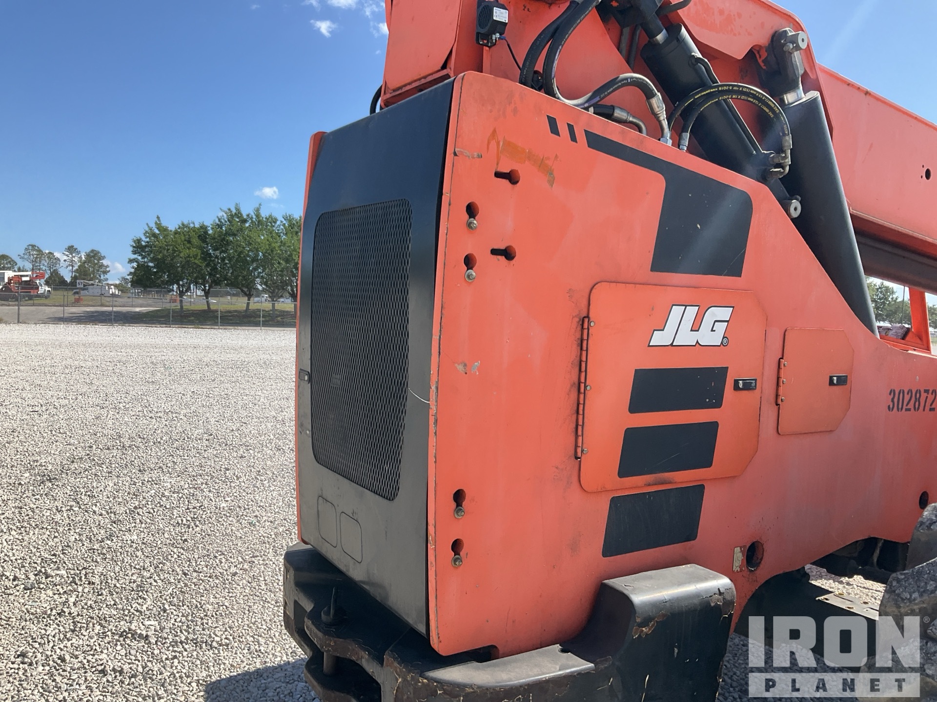 2018 JLG 10054