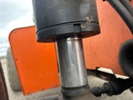Hydraulics with Frame Leveling Cylinders