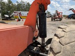 Hydraulics with Frame Leveling Cylinders