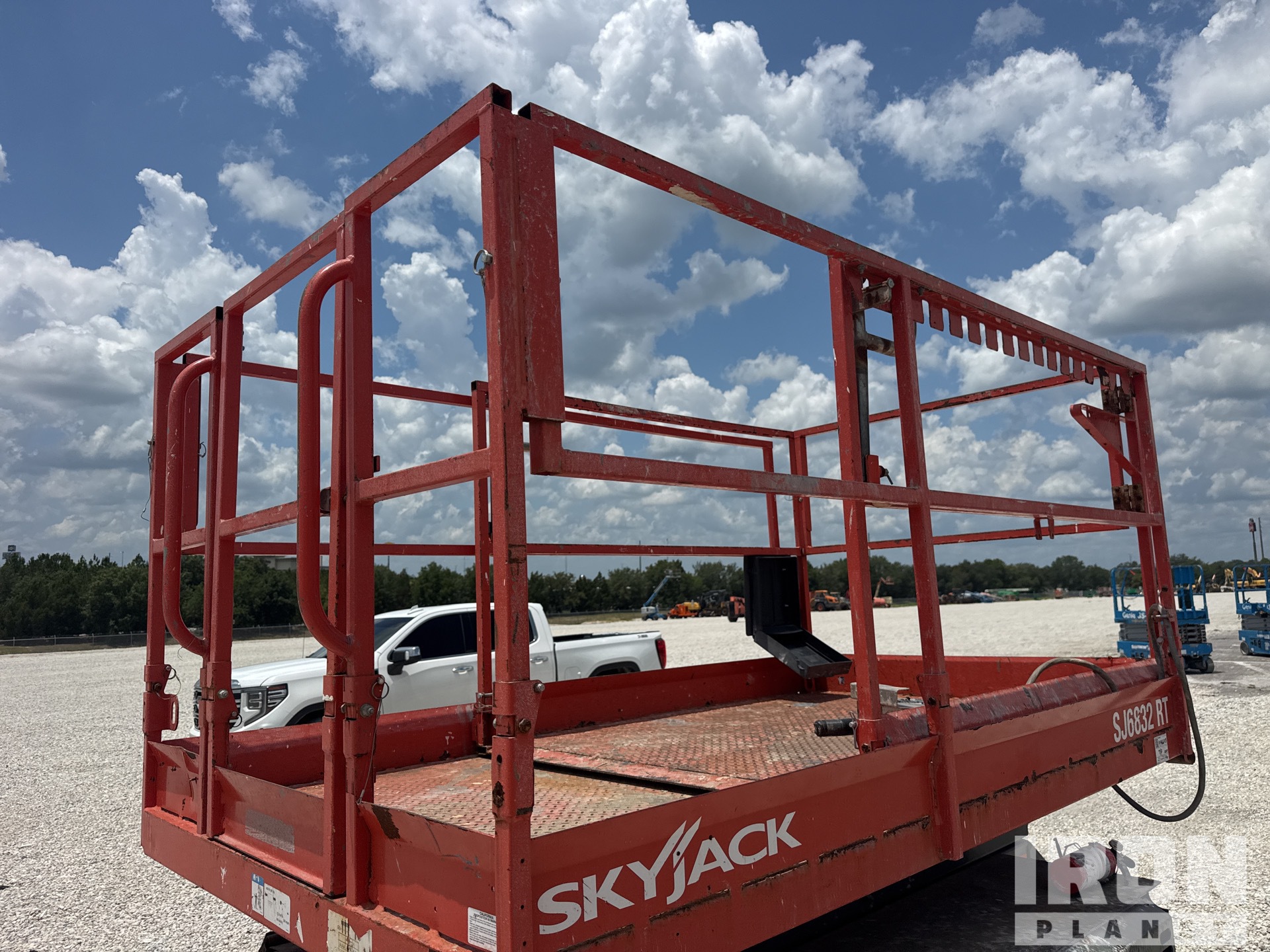 2018 Skyjack 6832RT