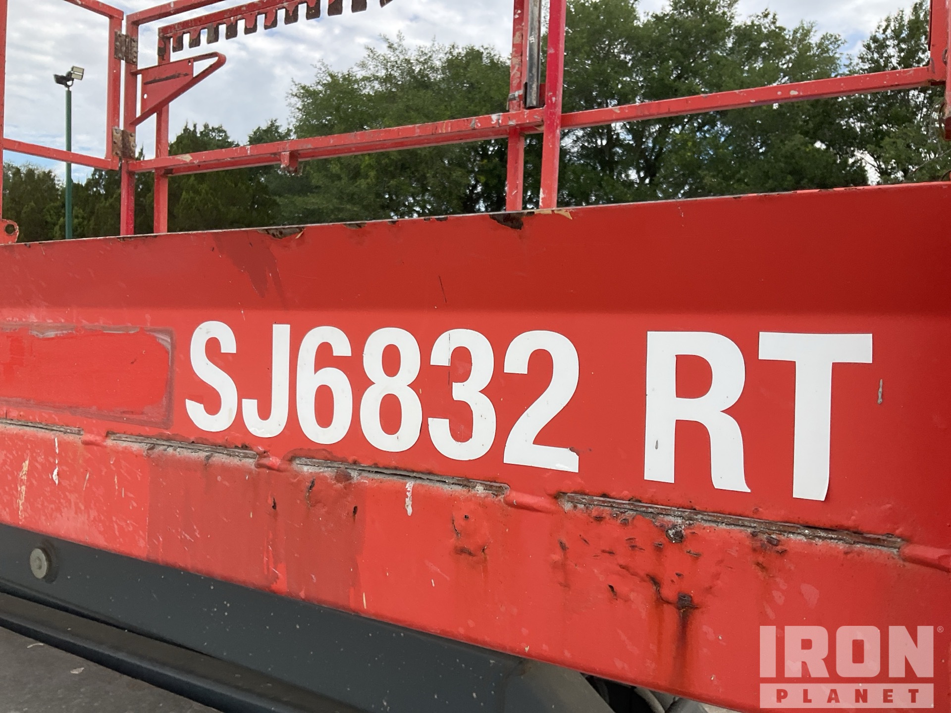 2018 Skyjack 6832RT