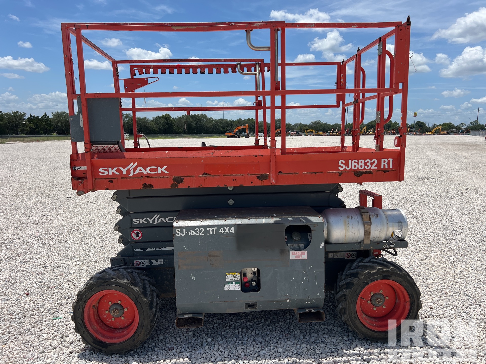 2018 Skyjack SJ6832RT
