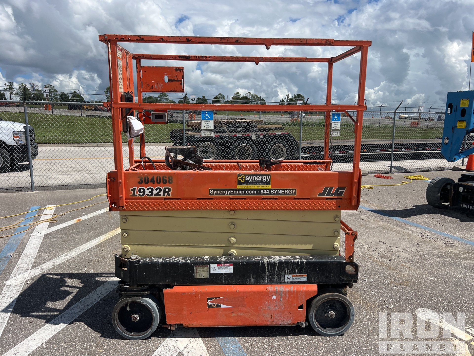 2019 JLG 1932R