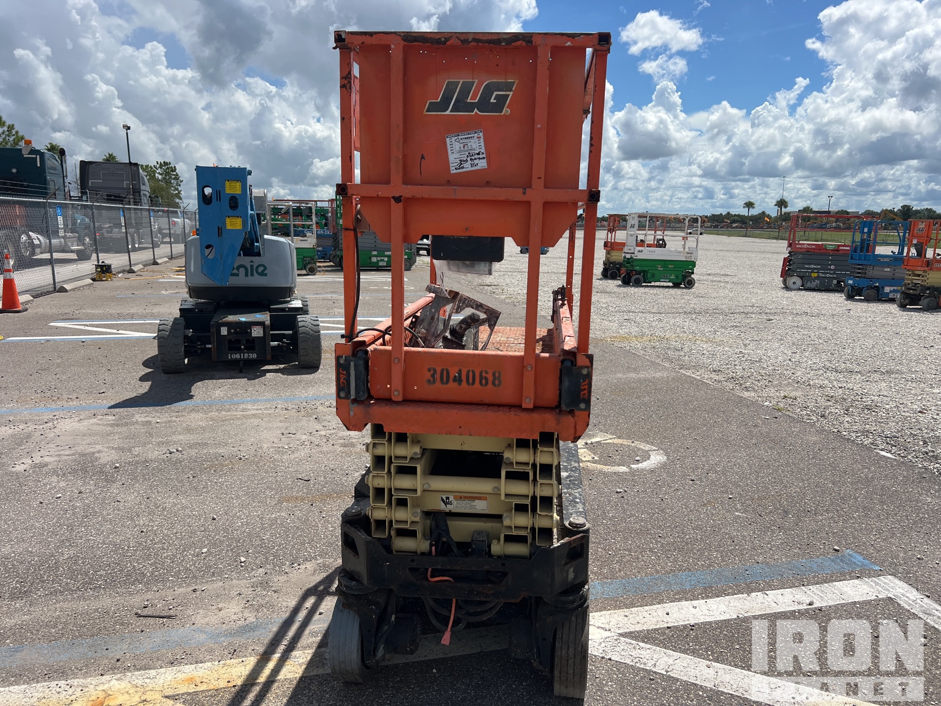 2019 JLG 1932R