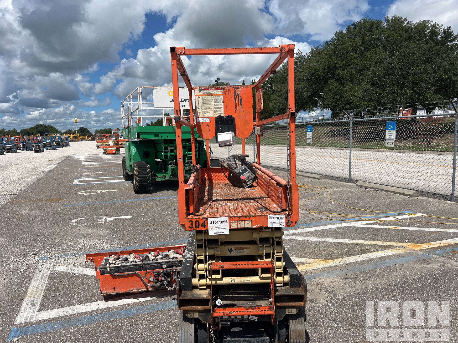 2019 JLG 1932R