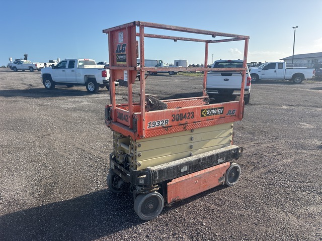 2018 JLG 1932R Electric Scissor Lift