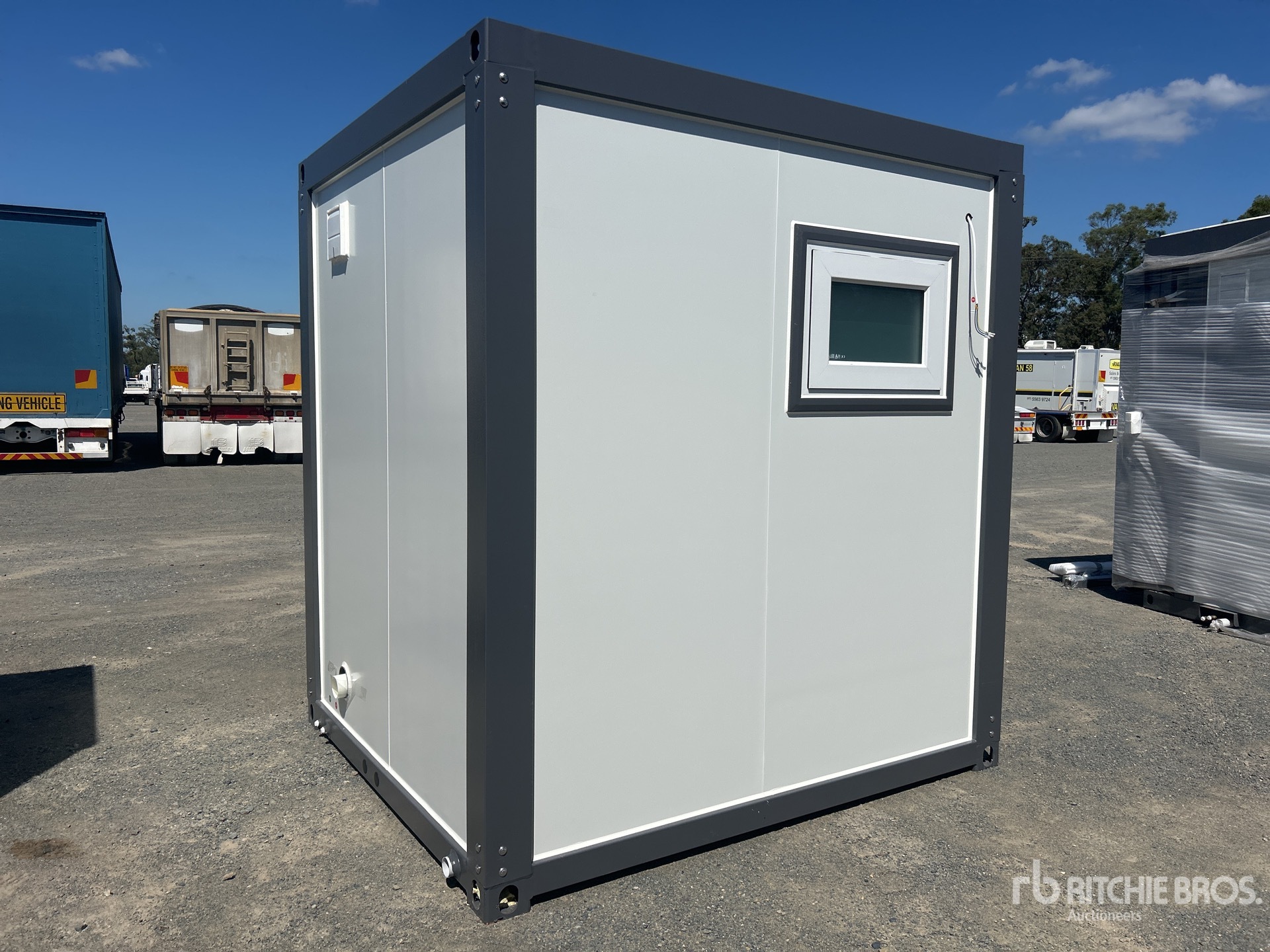 General Appearance with Picture, Left Rear Corner