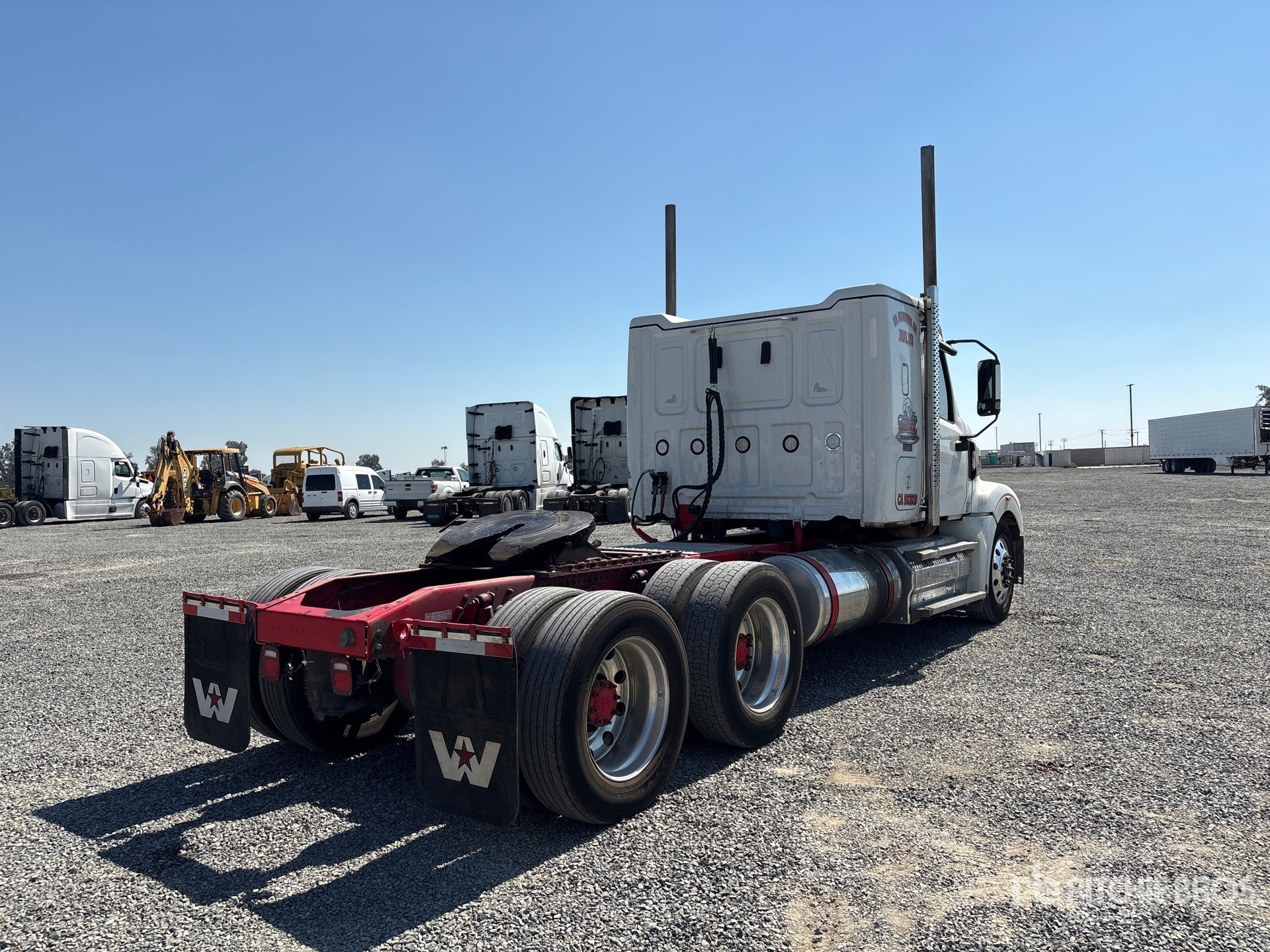 General Appearance with Bild, Ecke hinten rechts