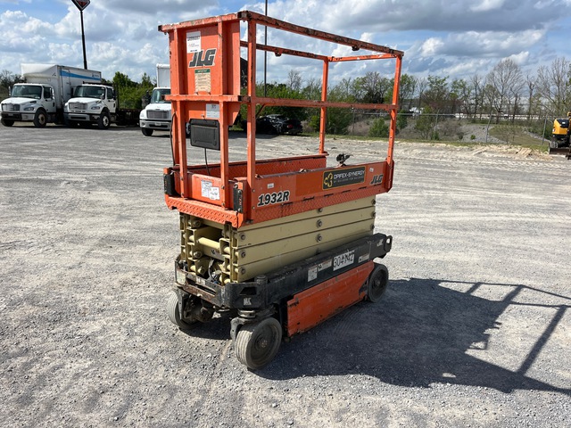 2018 JLG 1932R Electric Scissor Lift