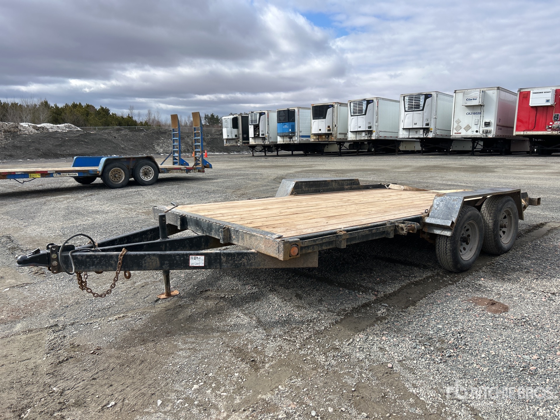 General Appearance with Featured Photo