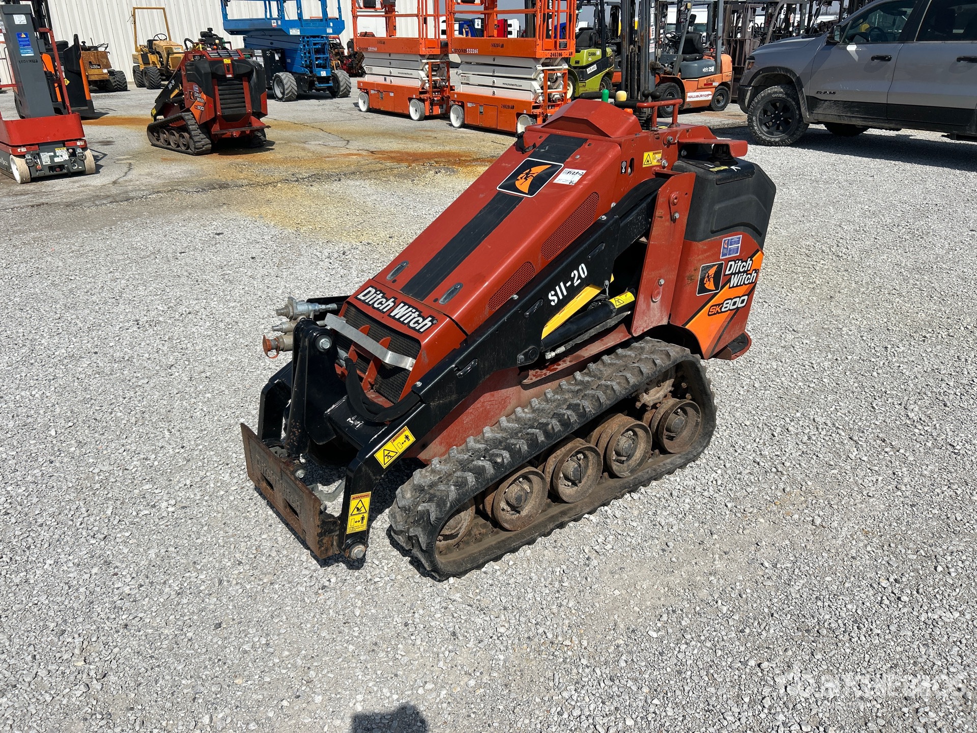 General Appearance with Picture, Left Front Corner