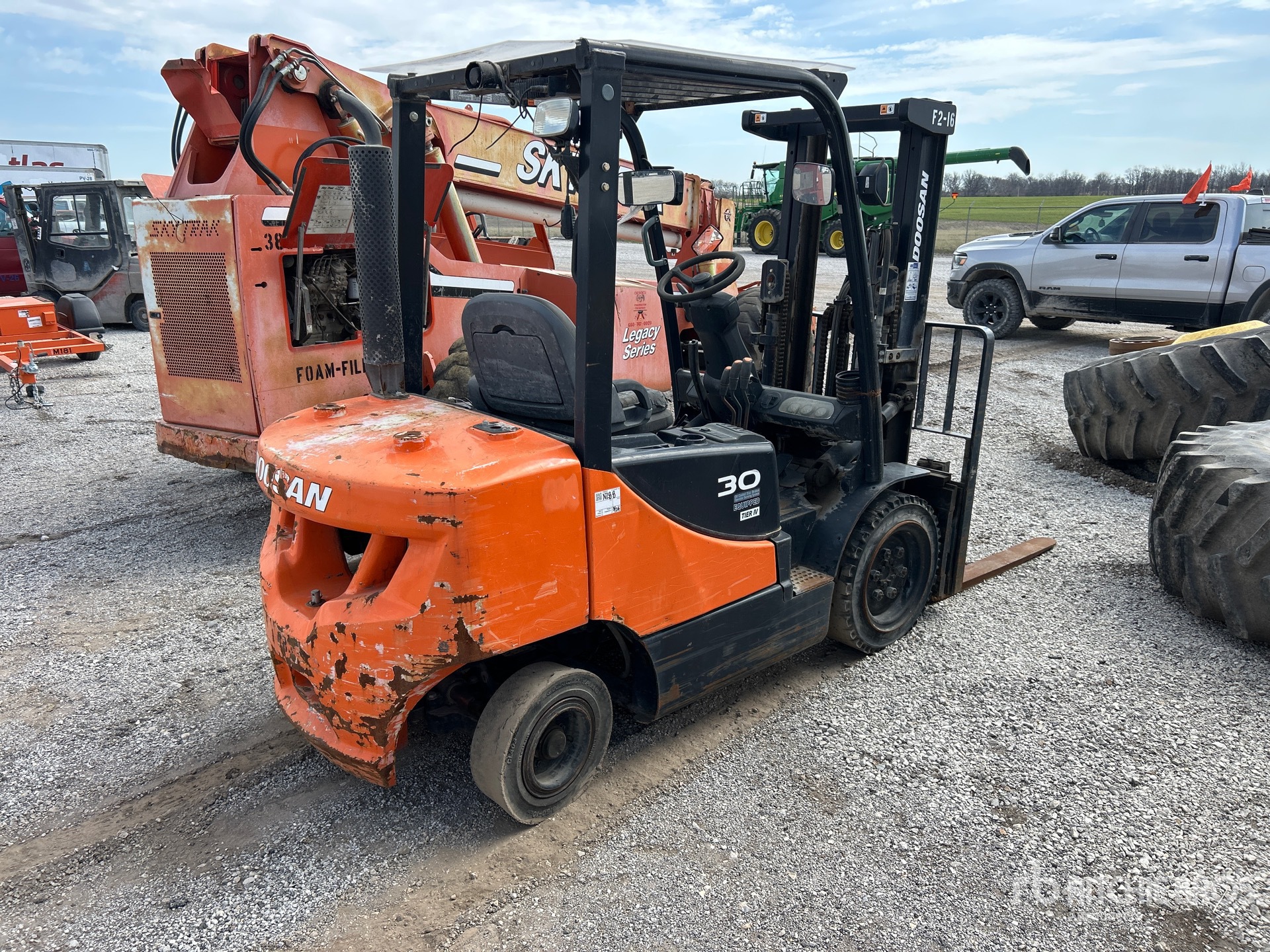 General Appearance with Picture, Right Rear Corner