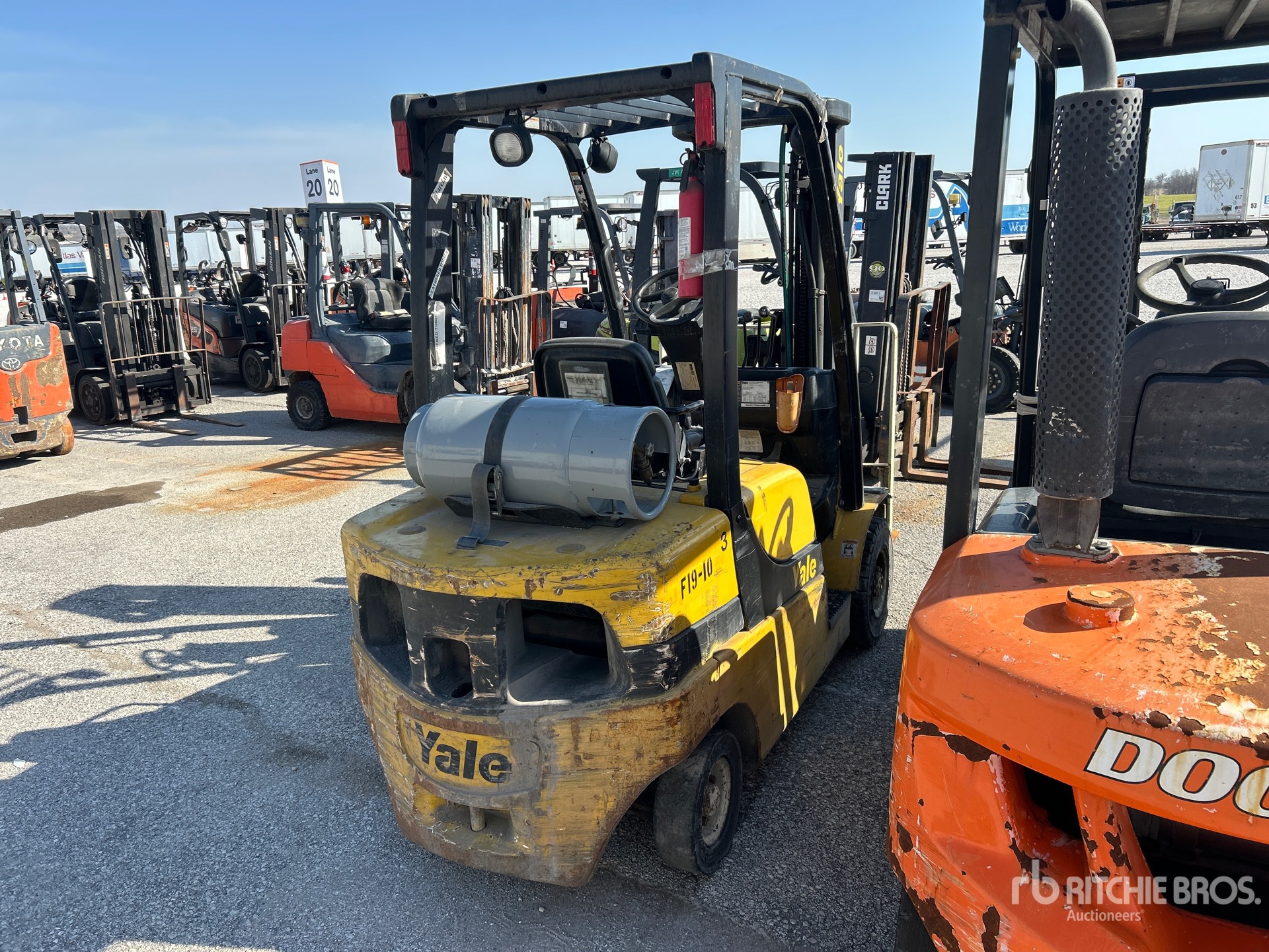 General Appearance with Imagen: esquina trasera derecha