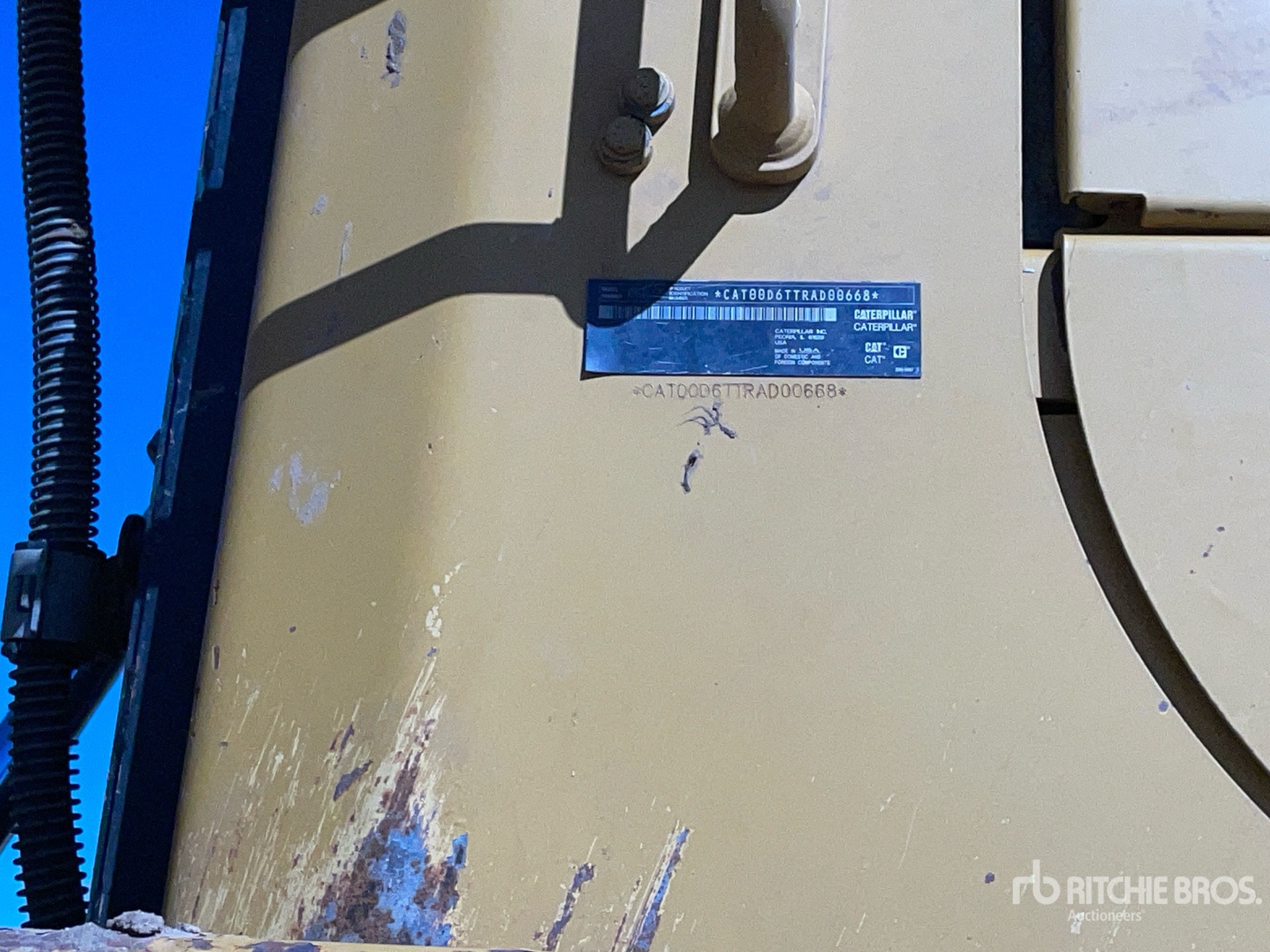 2016 Caterpillar D6T