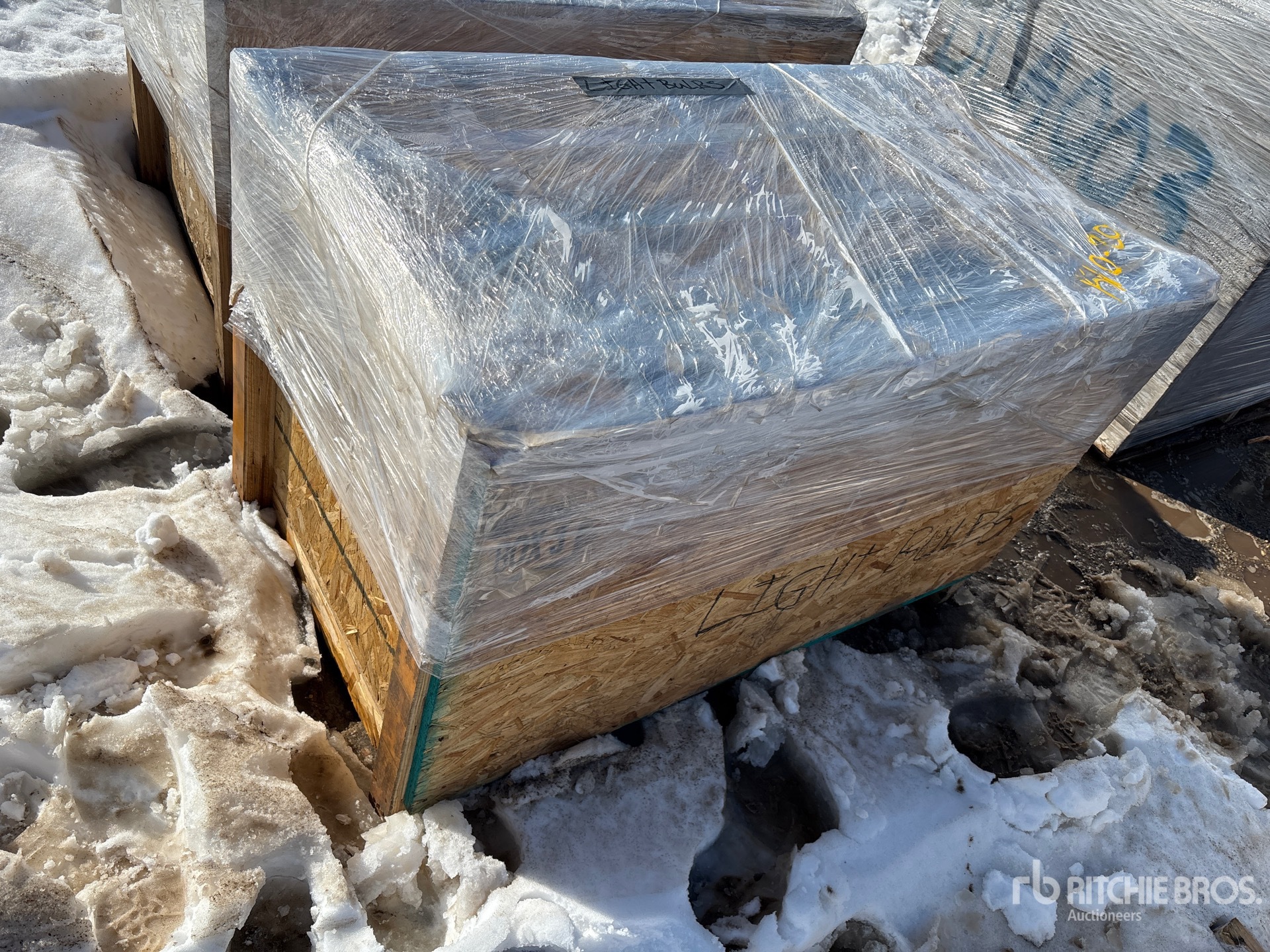 Aspect général with Image, coin avant droit