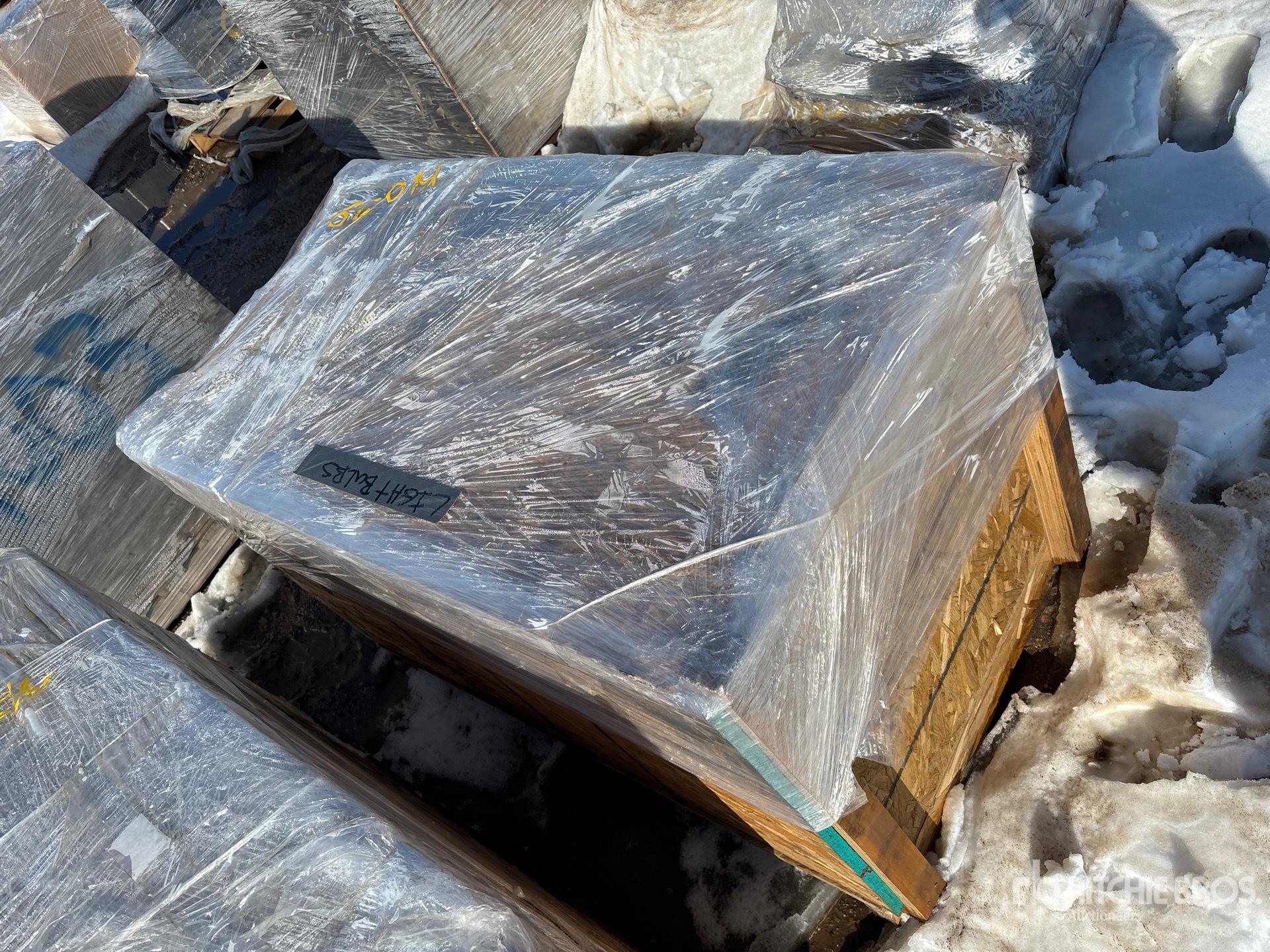 Aspect général with Image, coin arrière droit