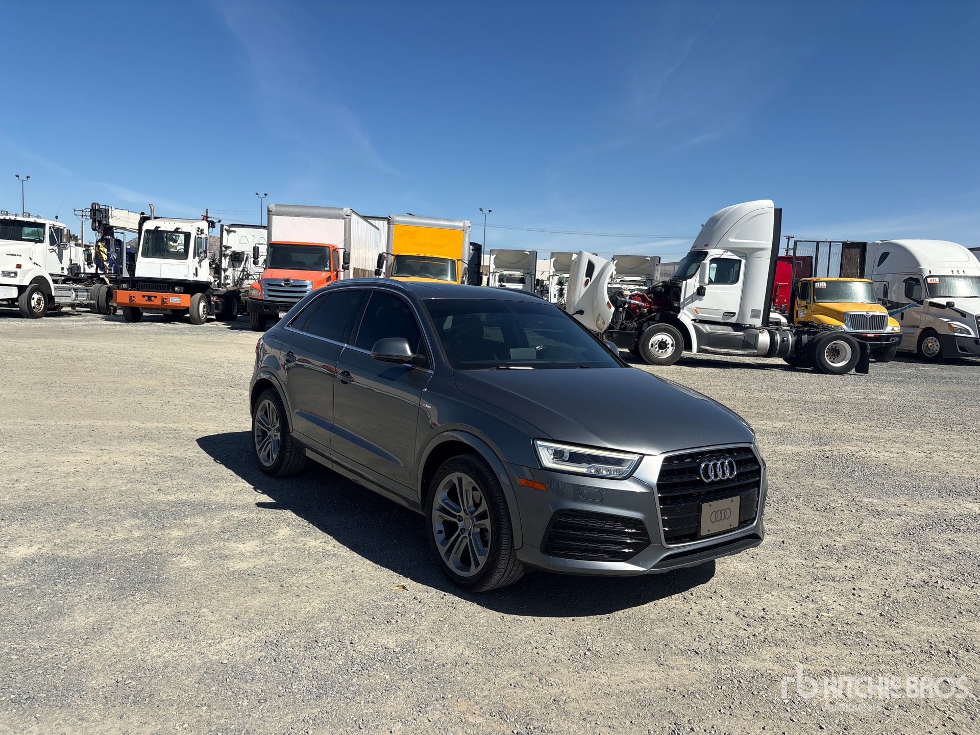 General Appearance with Bild, Ecke vorne rechts