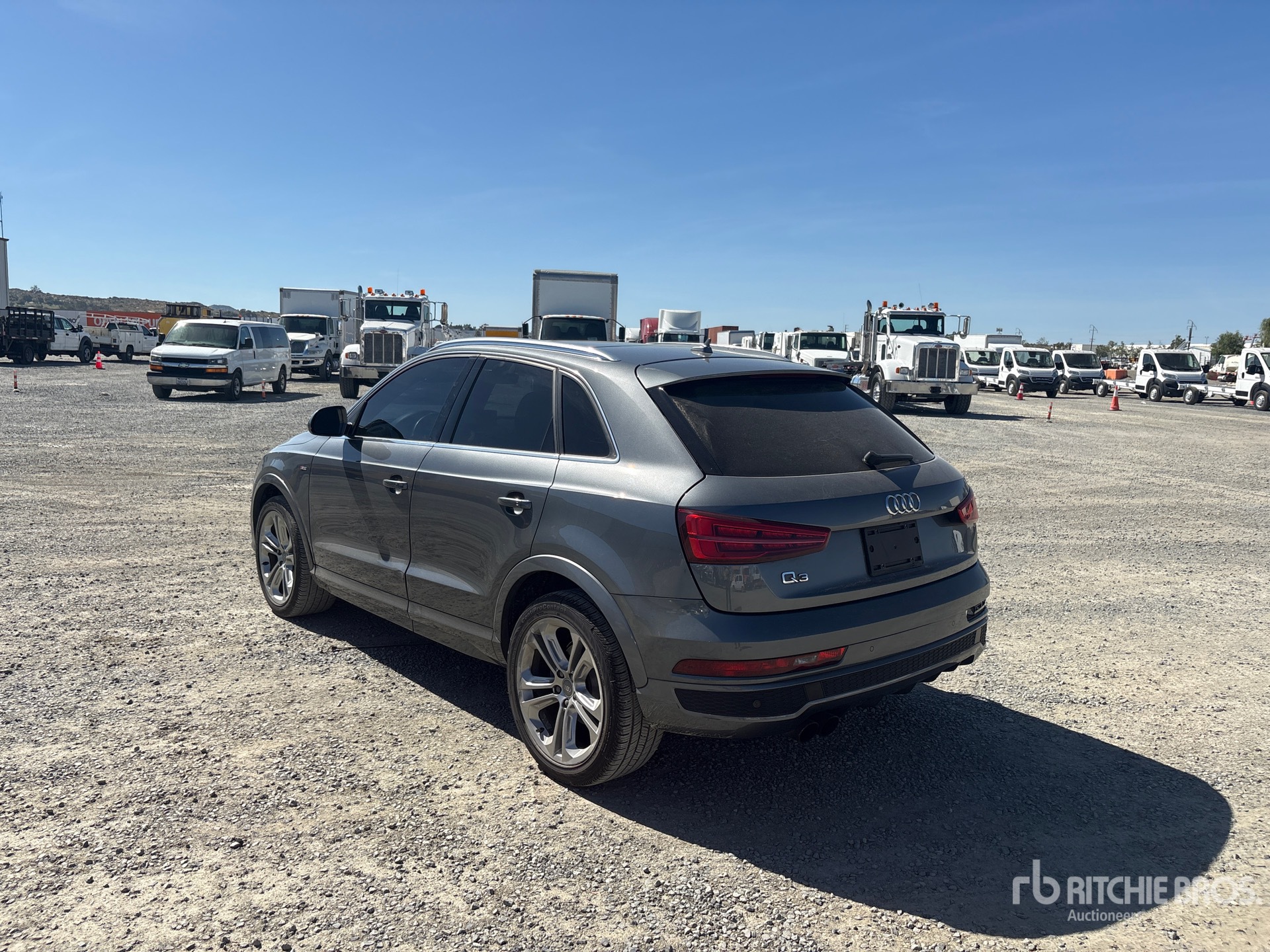 General Appearance with Bild, Ecke hinten links