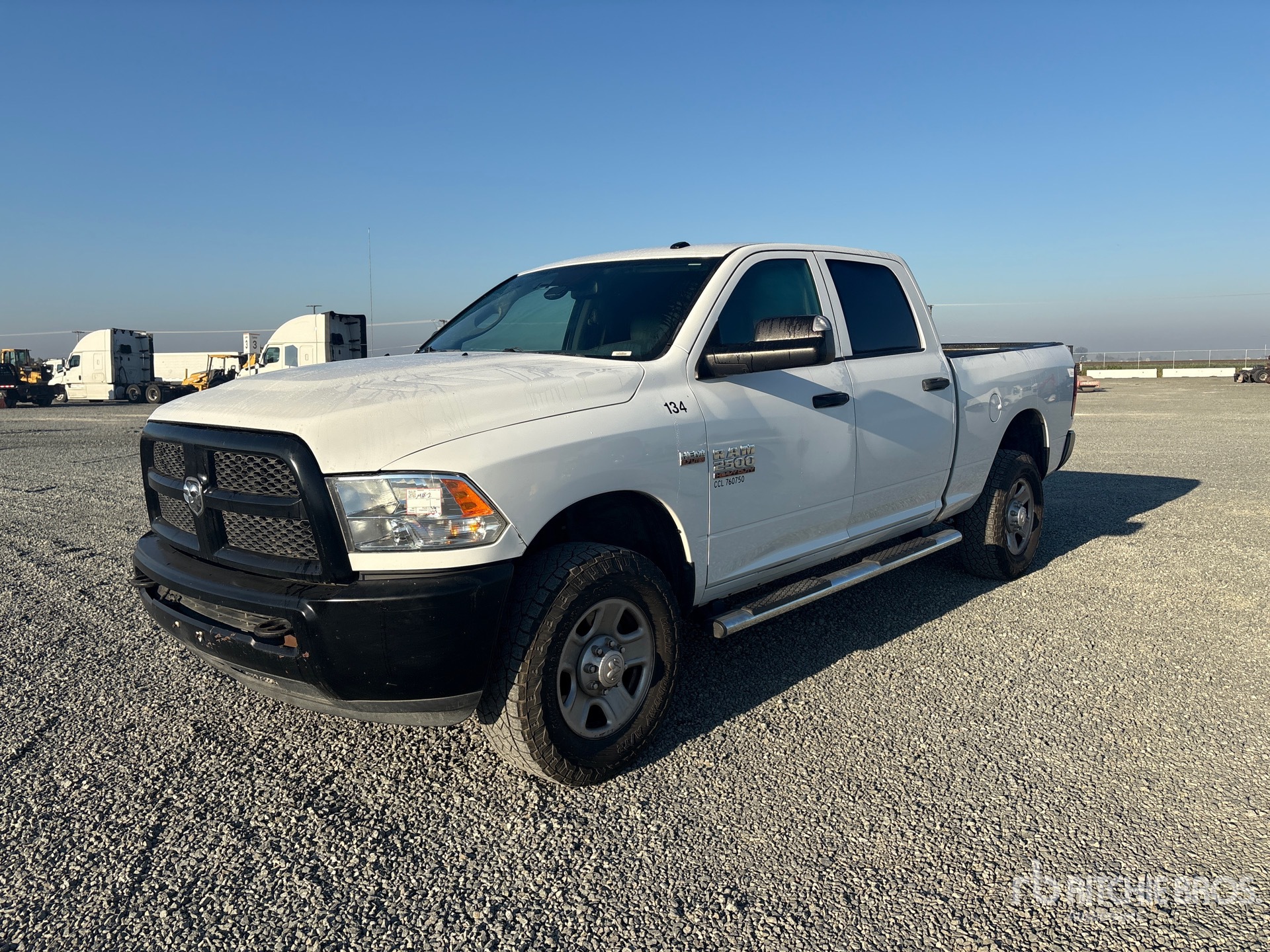 General Appearance with Foto, angolo anteriore sinistro