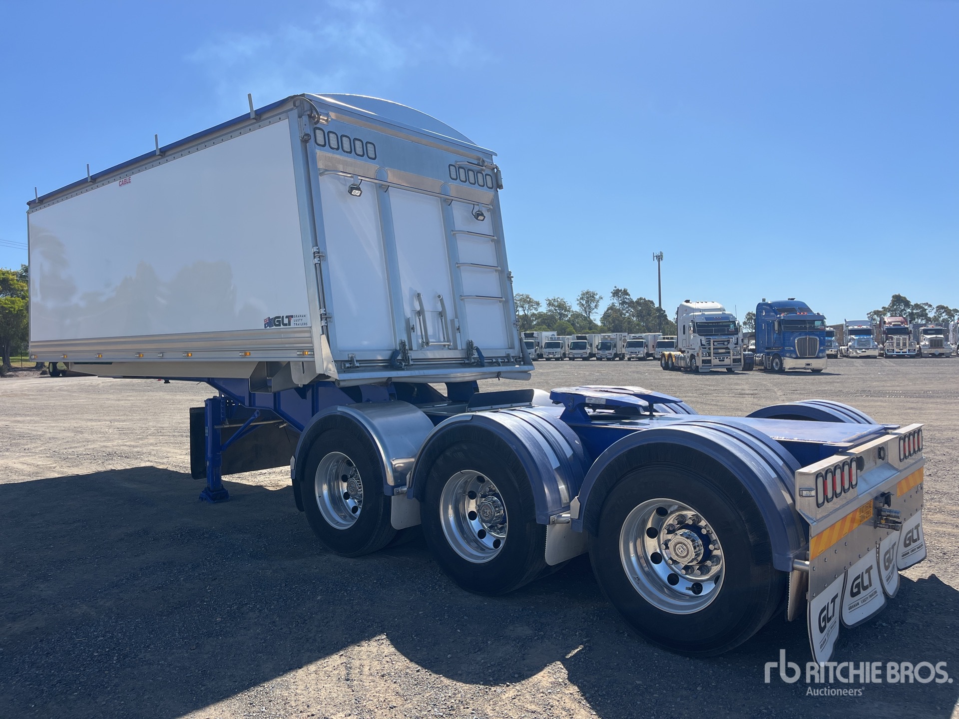 General Appearance with Imagen: esquina trasera derecha