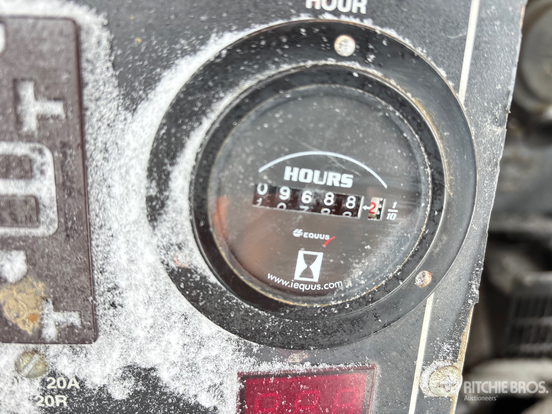 General Appearance with Hour Meter / Odometer