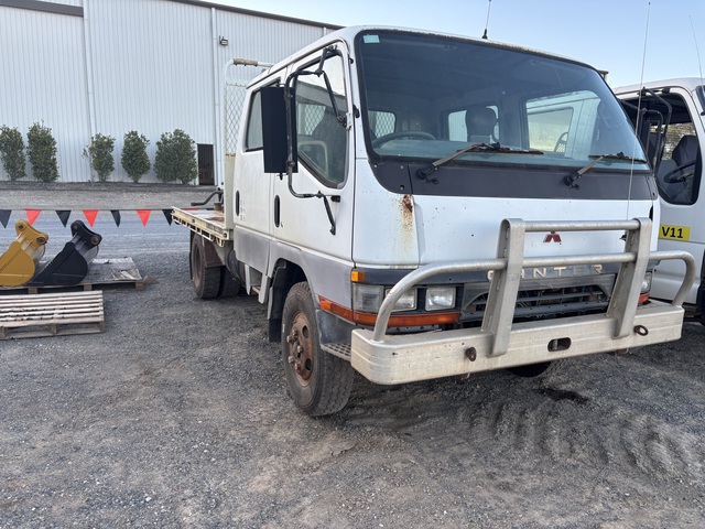 1996 Mitsubishi Canter 500/600 Table Top Truck 1996 Mitsubishi Canter 500/600 Table Top Truck
