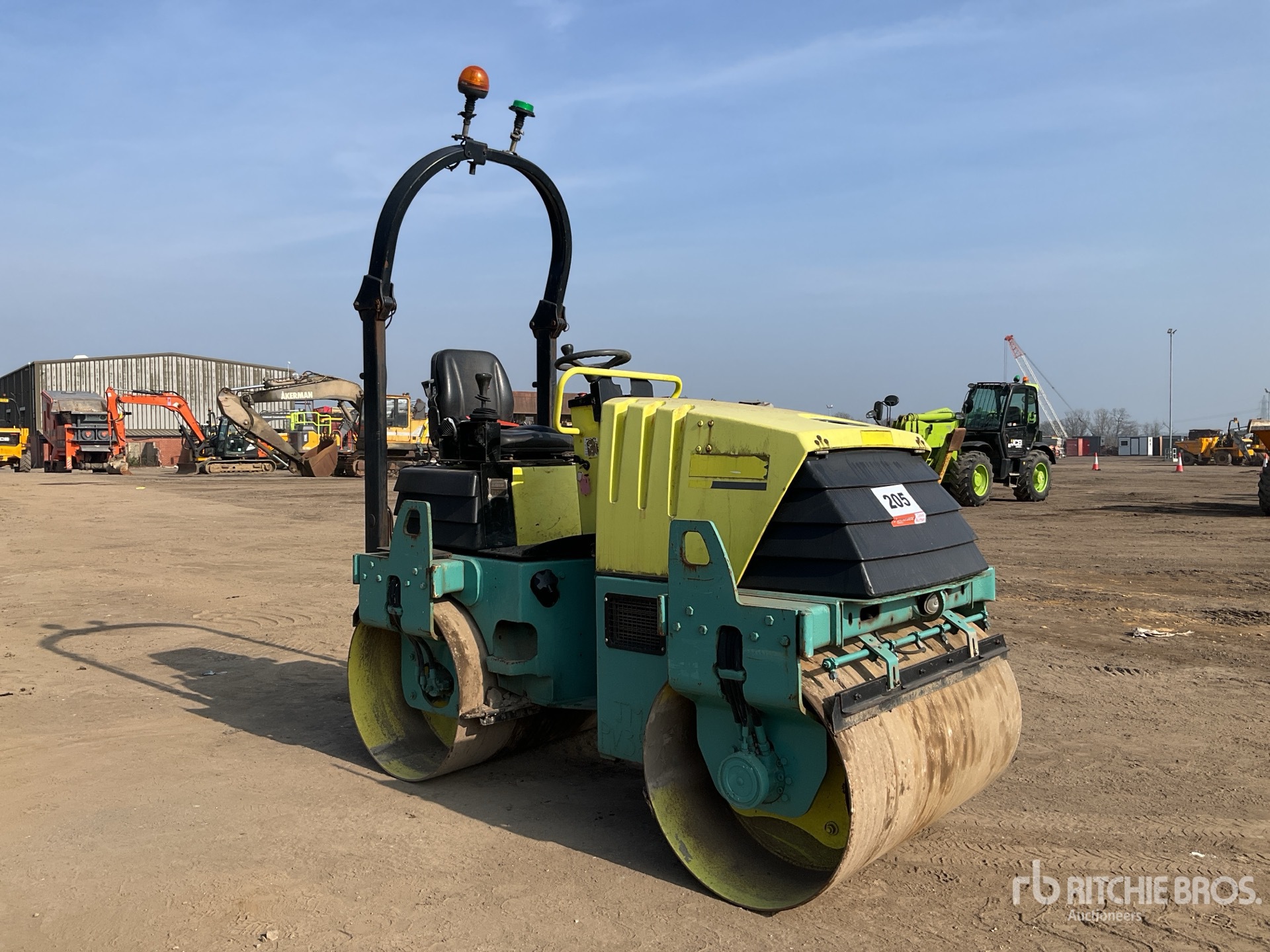 General Appearance with Picture, Right Front Corner