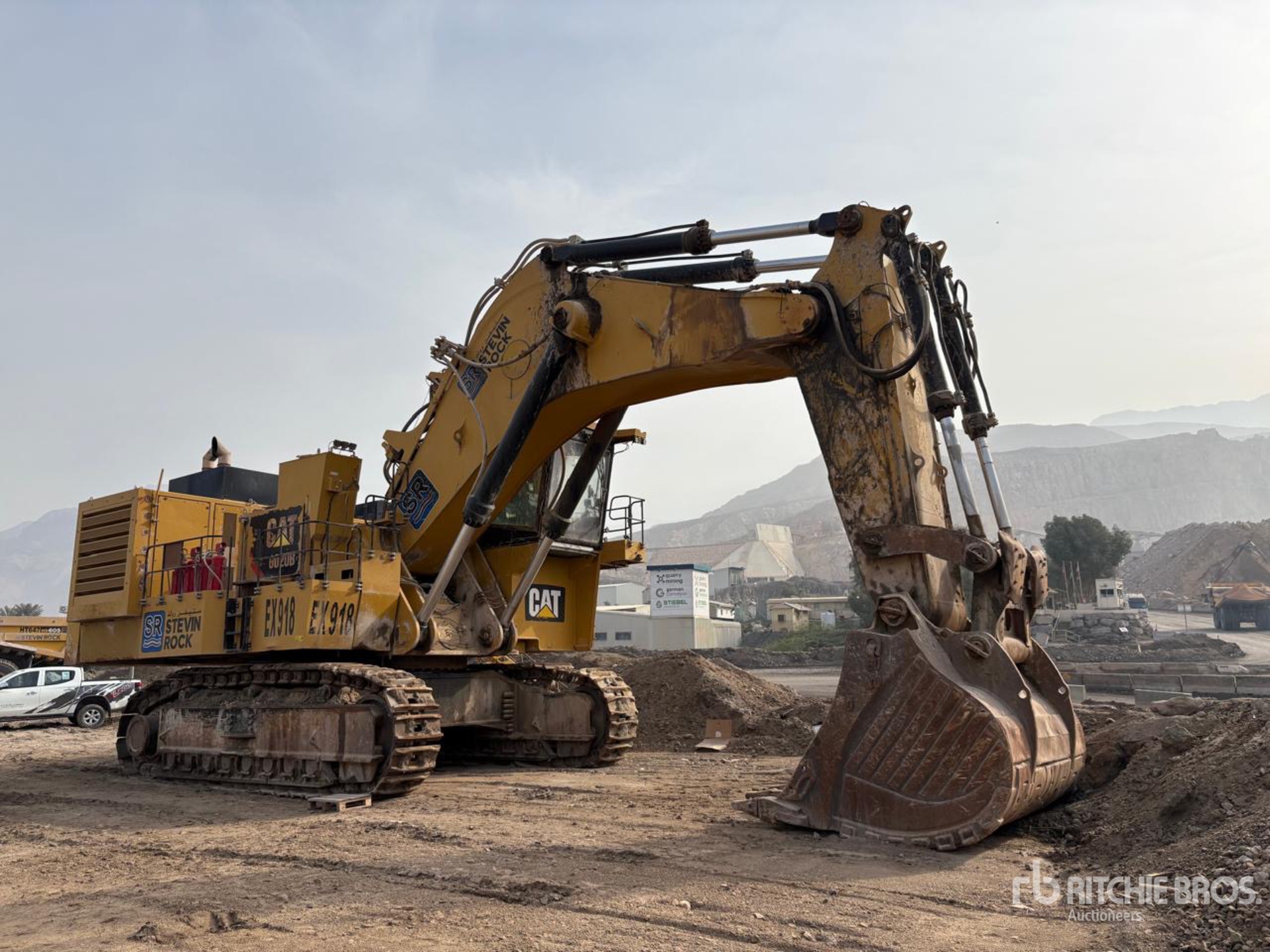 General Appearance with Bild, Ecke vorne links