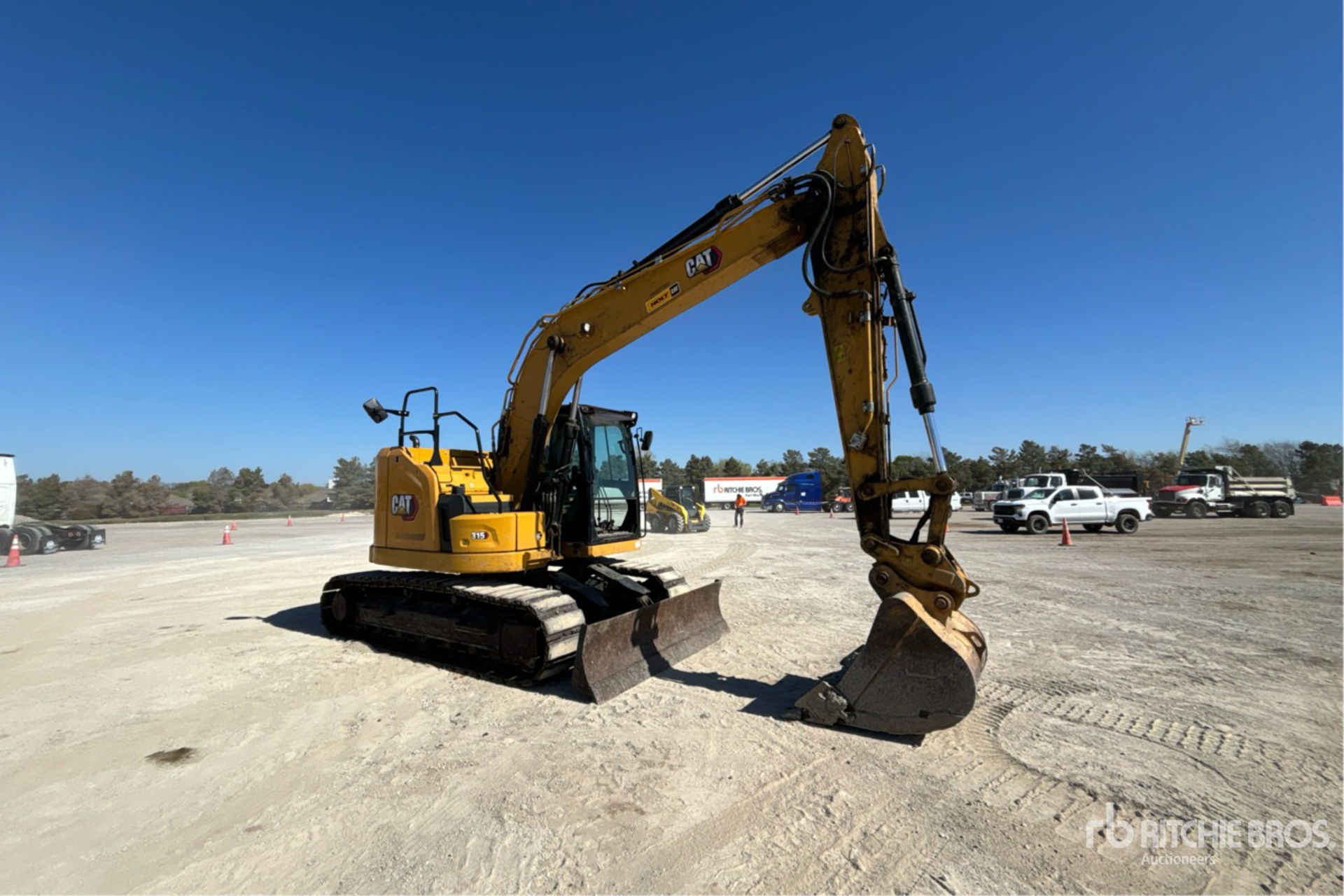 2023 Caterpillar 315