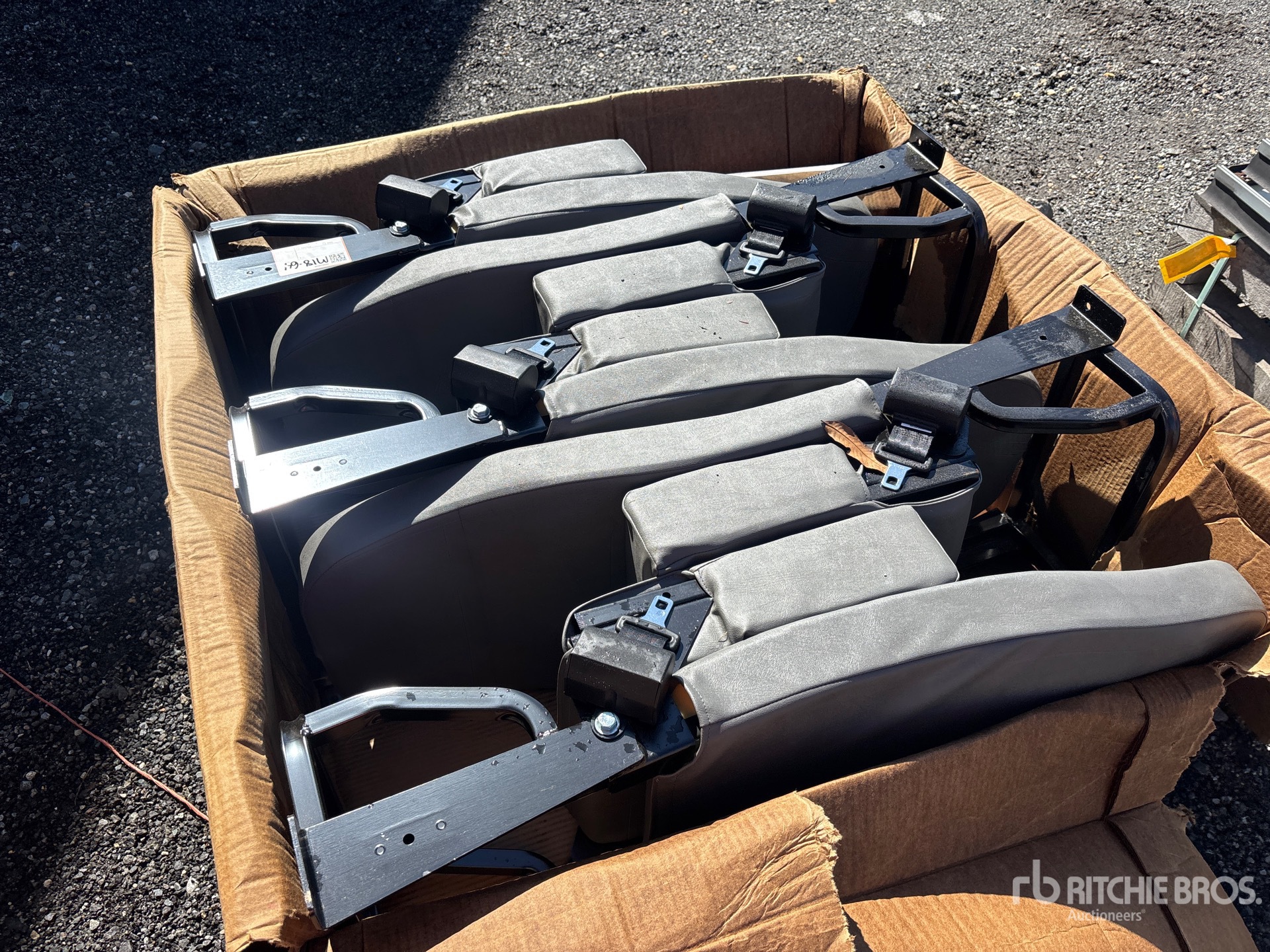 General Appearance with Bild, Ecke hinten rechts