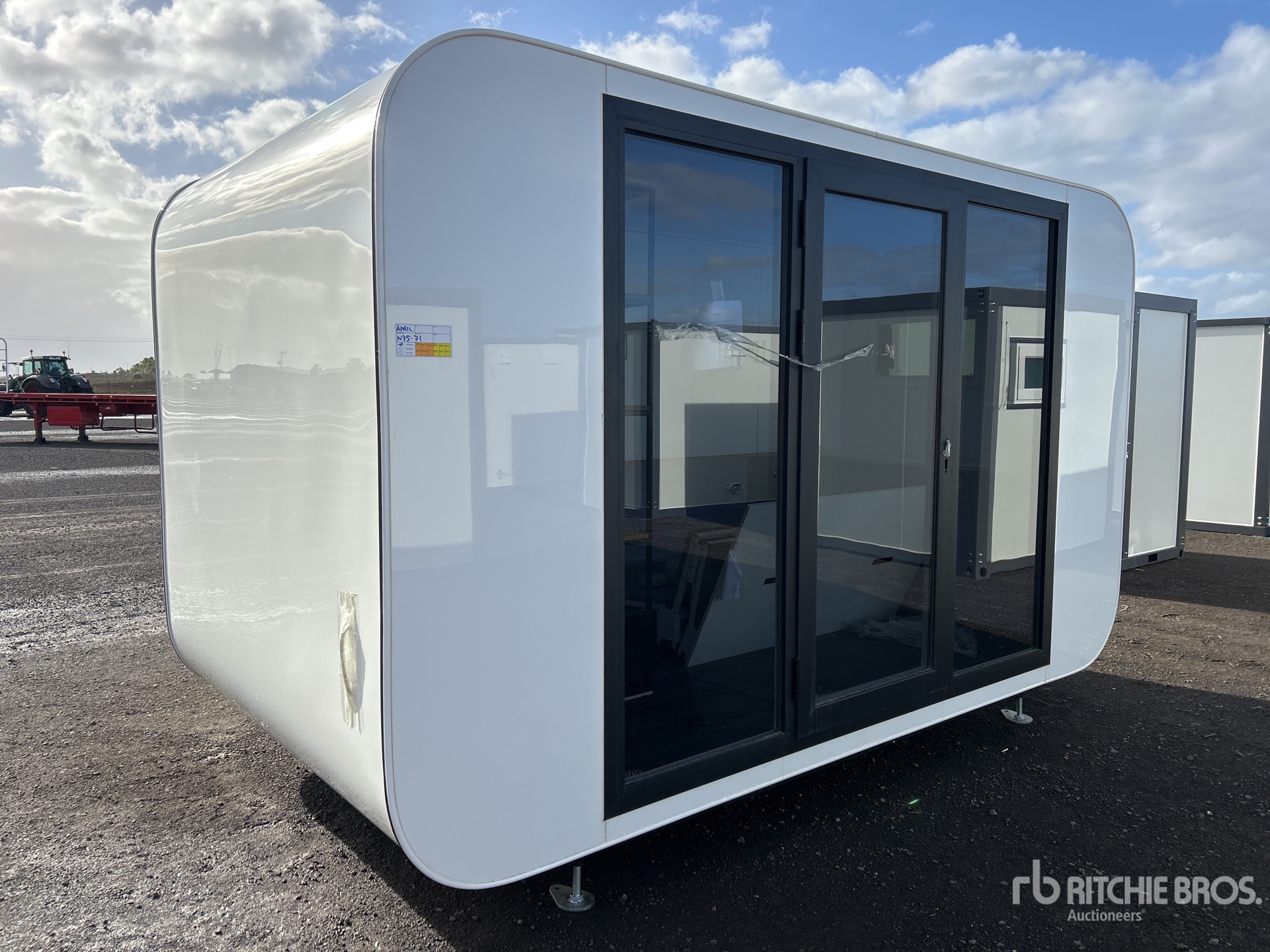 General Appearance with Picture, Right Front Corner