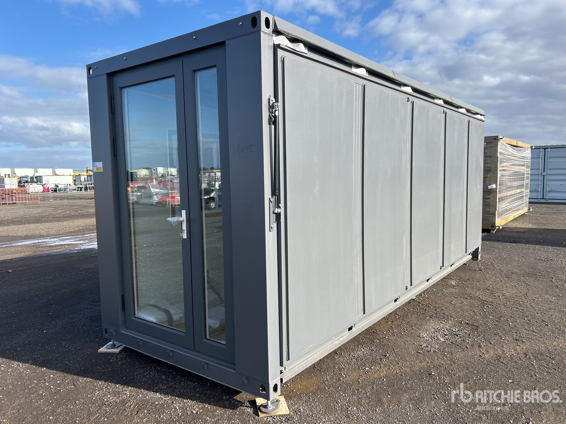 General Appearance with Picture, Left Front Corner