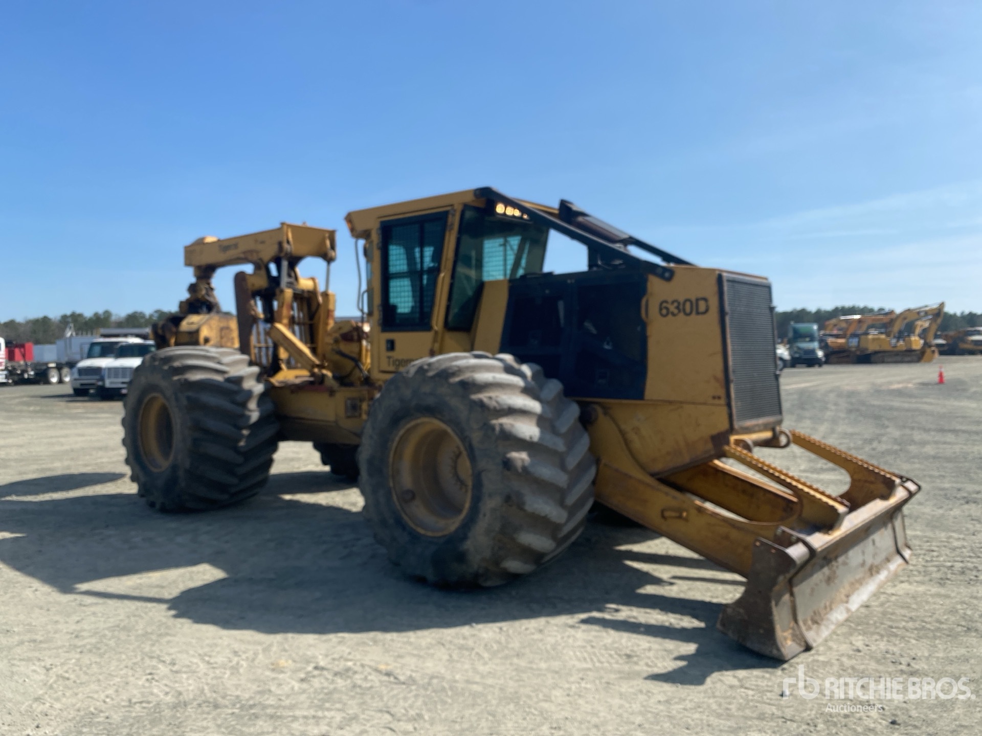 General Appearance with Imagen: esquina delantera derecha