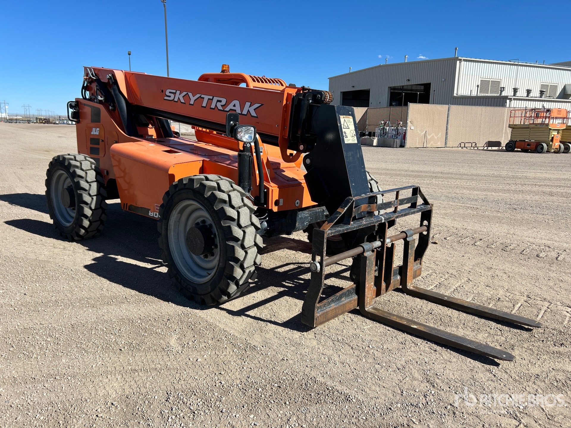 General Appearance with Foto, angolo anteriore destro