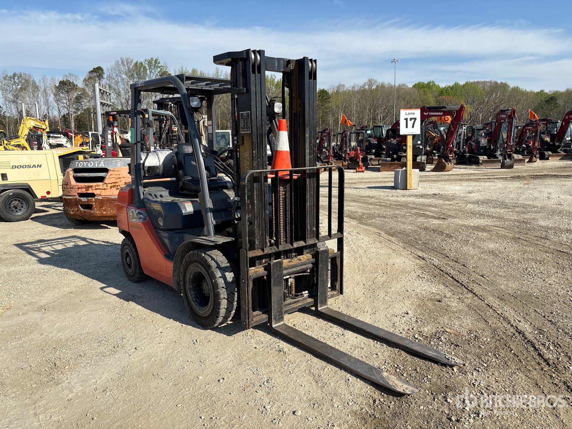 General Appearance with Image, coin avant droit