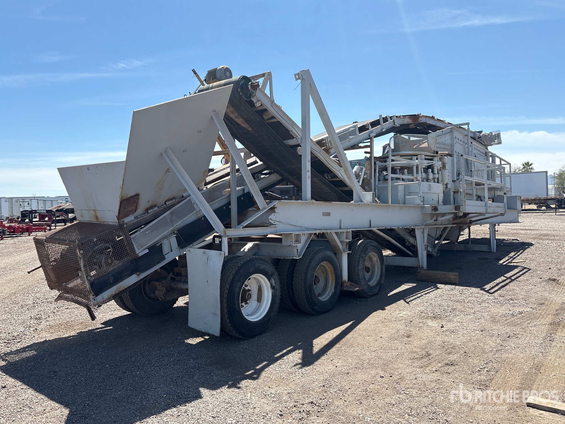 General Appearance with Imagen: esquina trasera derecha