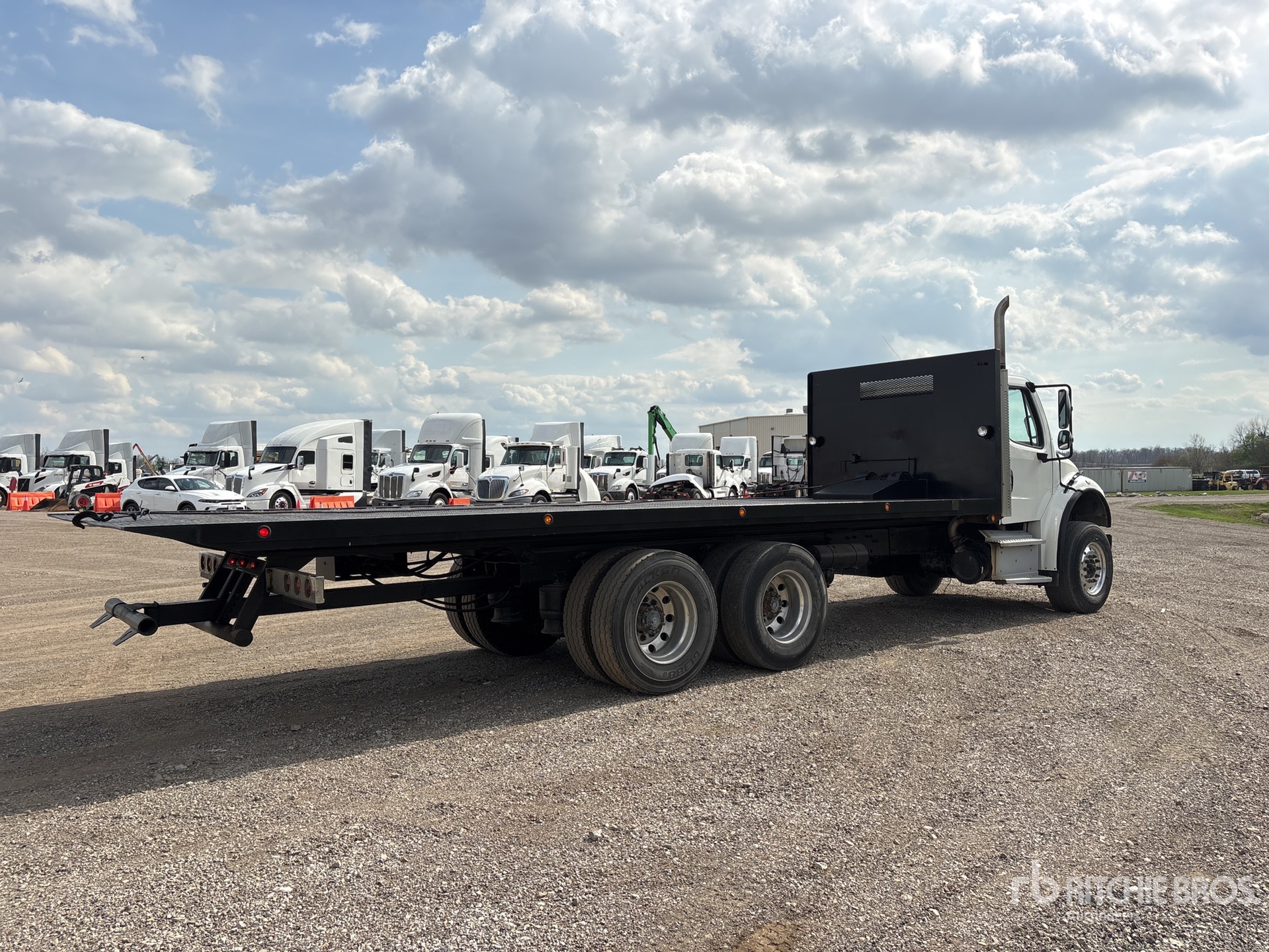 General Appearance with Image, coin arrière droit