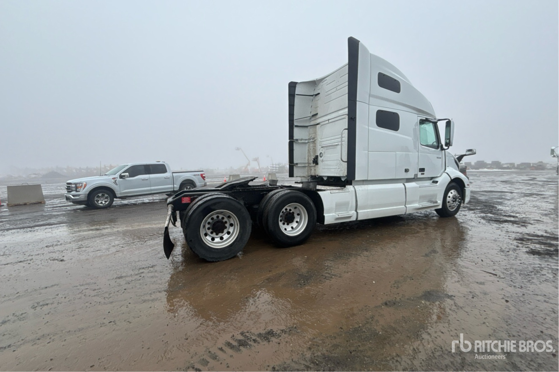 General Appearance with Image, coin arrière droit