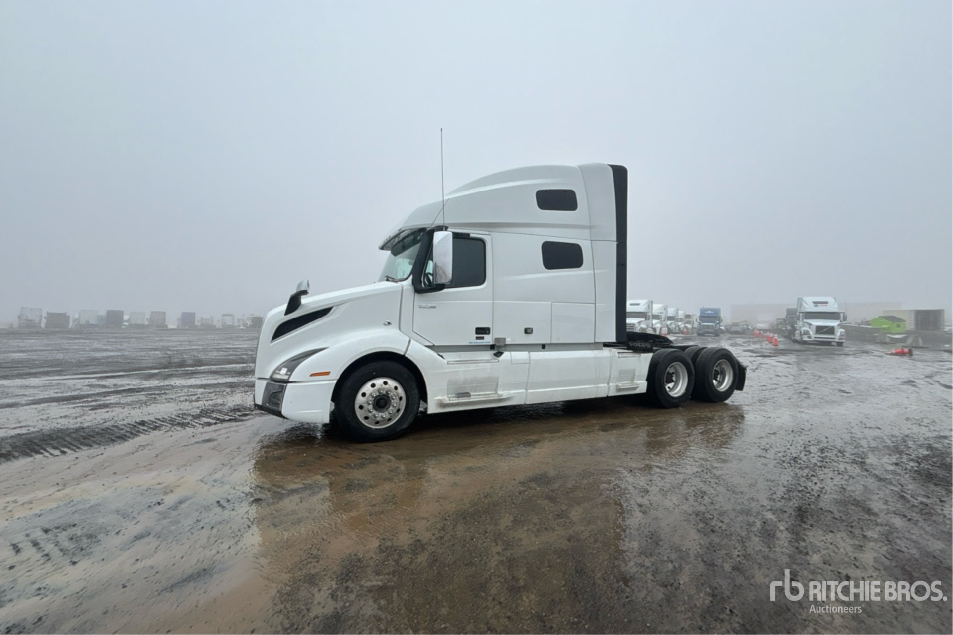 General Appearance with Image, coin avant gauche