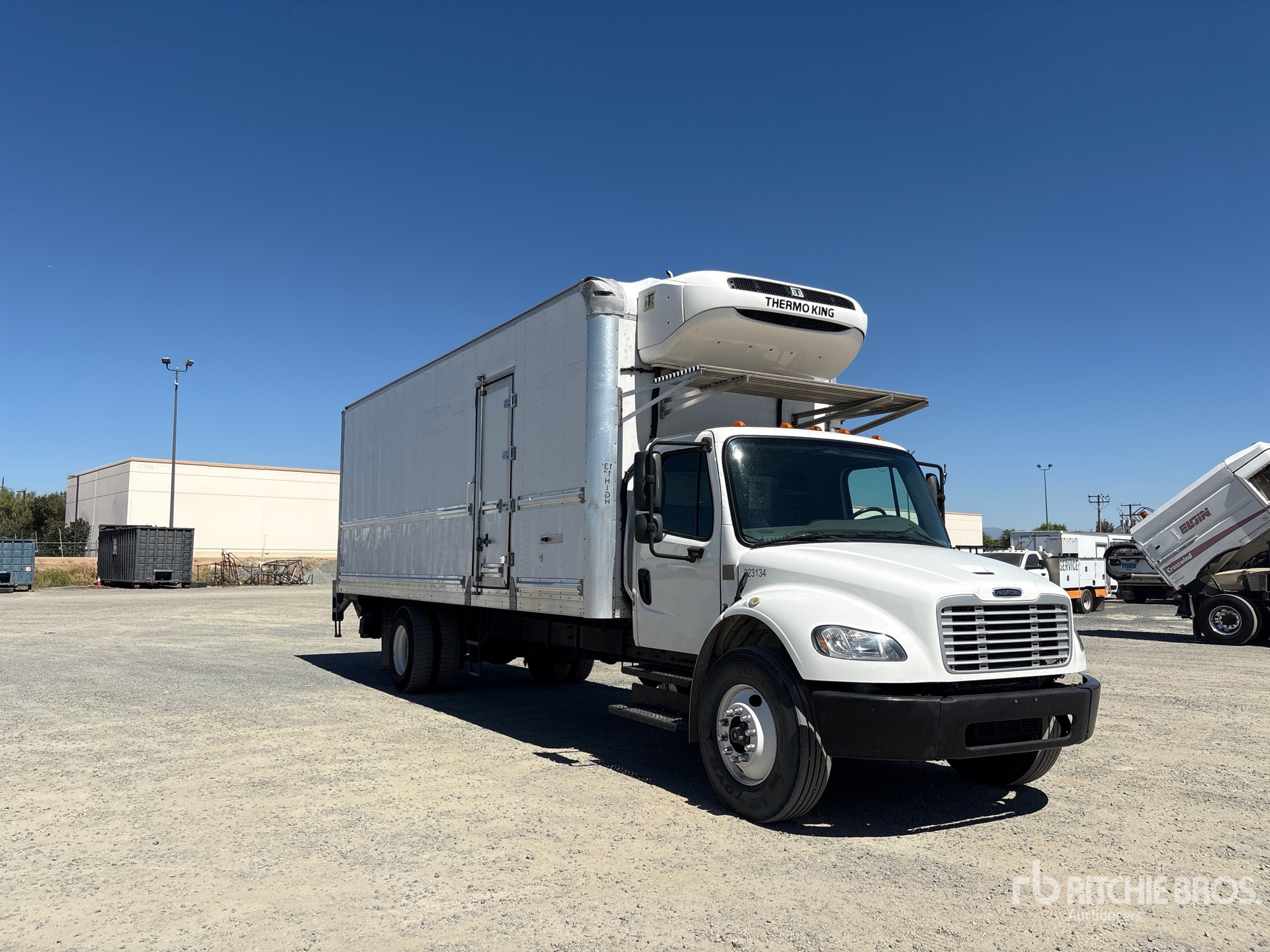 General Appearance with Foto, angolo anteriore destro